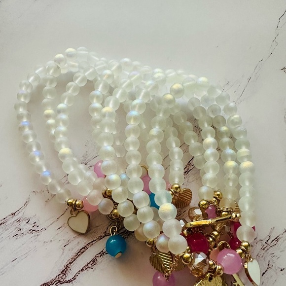 Boho Chic Beaded Stretched Bracelet Set with Charms 7Pcs Brand New - Picture 4 of 5